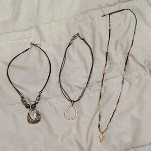 #19 set of 3 gold beaded geometric chain leaf necklaces